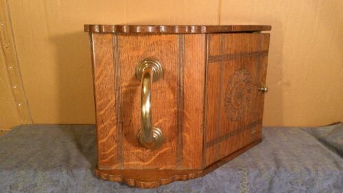 VINTAGE WOOD COAL BOX STORAGE BRASS HANDLES & CARVED FRONT PANEL WITH METAL TRAY - Picture 6 of 18