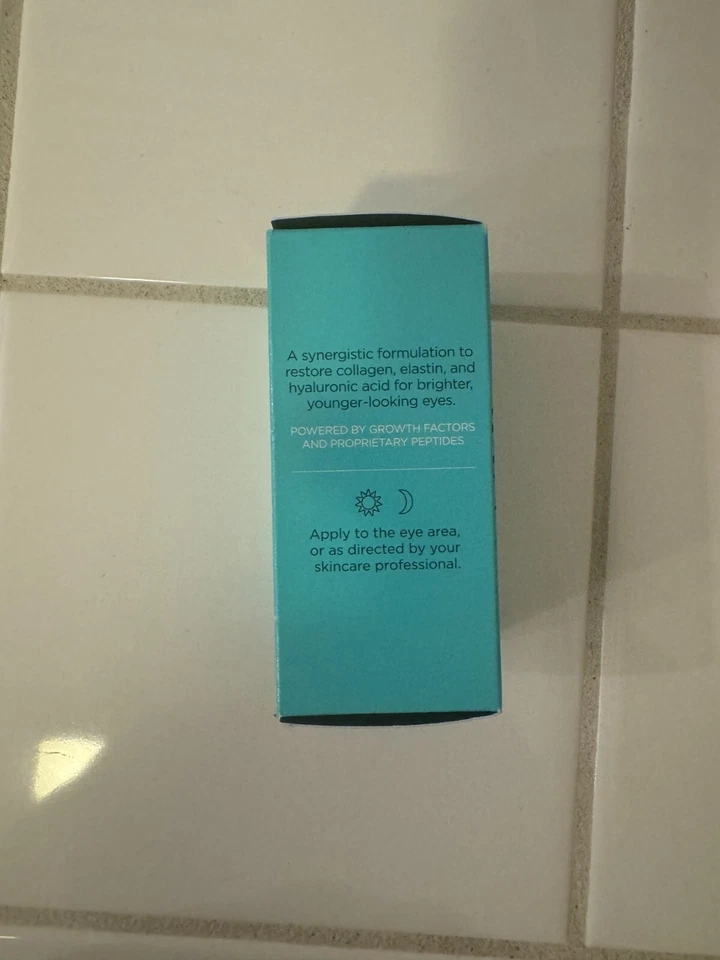 Neocutis LUMIÈRE FIRM Illuminating & Tightening Eye Cream 0.5 oz - Image 3 of 3