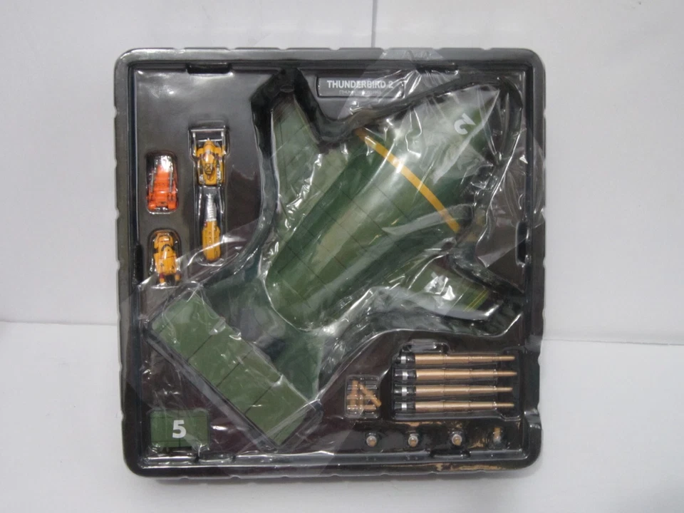 Revoltech Thunderbird No. 2 Segunda Edición RR-001 por Kaiyodo Pintado 210mm Foto 2 de 4