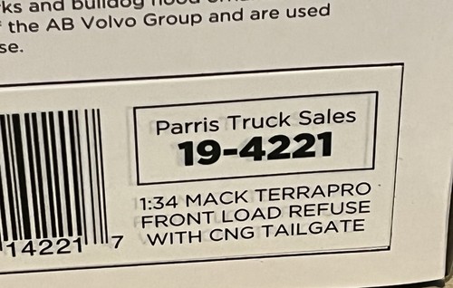 first gear 1/34 Mack Tarra Pro Front Load Refuse With CNJ Tailgate Parris Truck - Picture 9 of 10