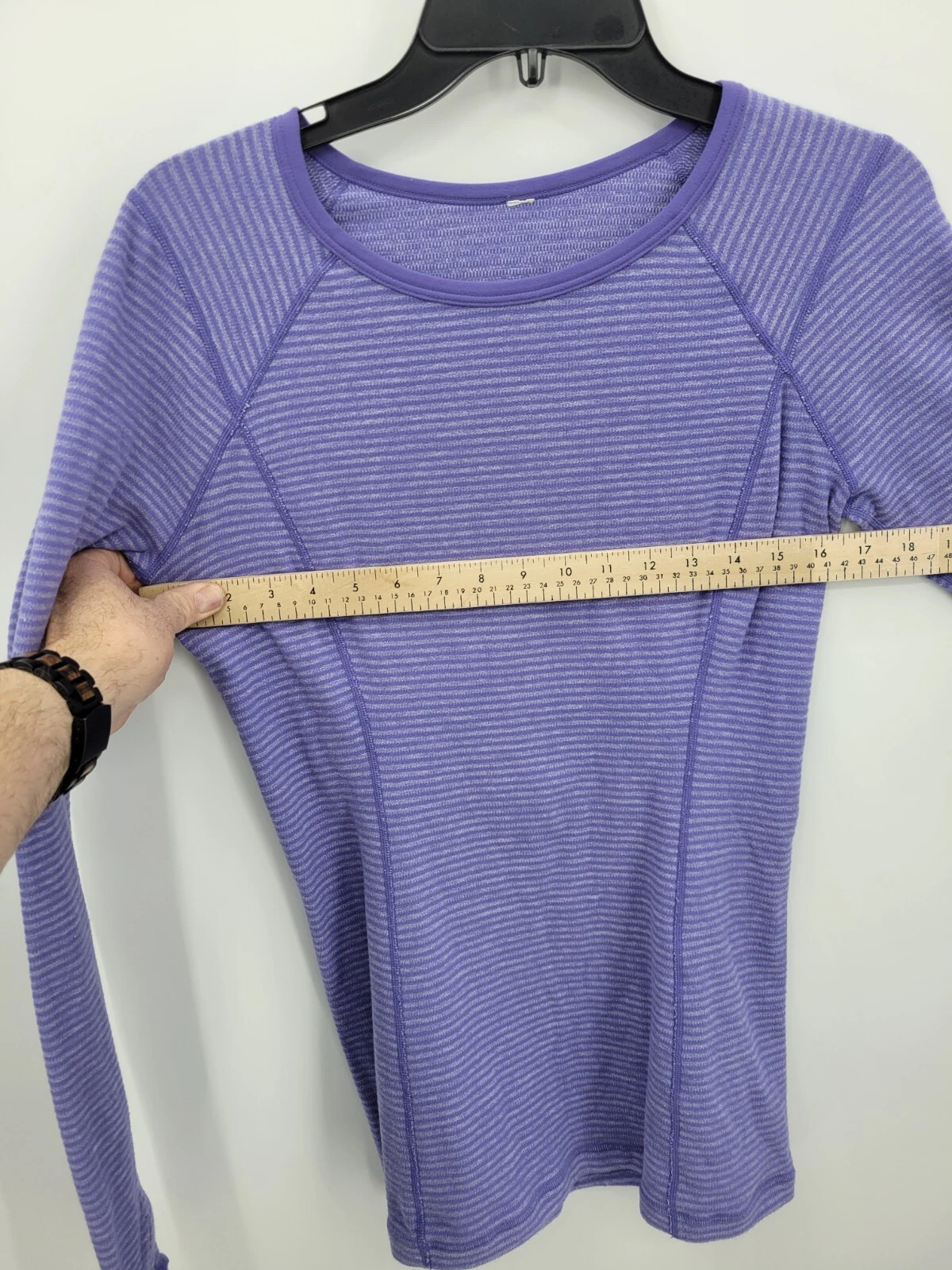 lululemon activewear turn around long sleeve thumbholes shirt