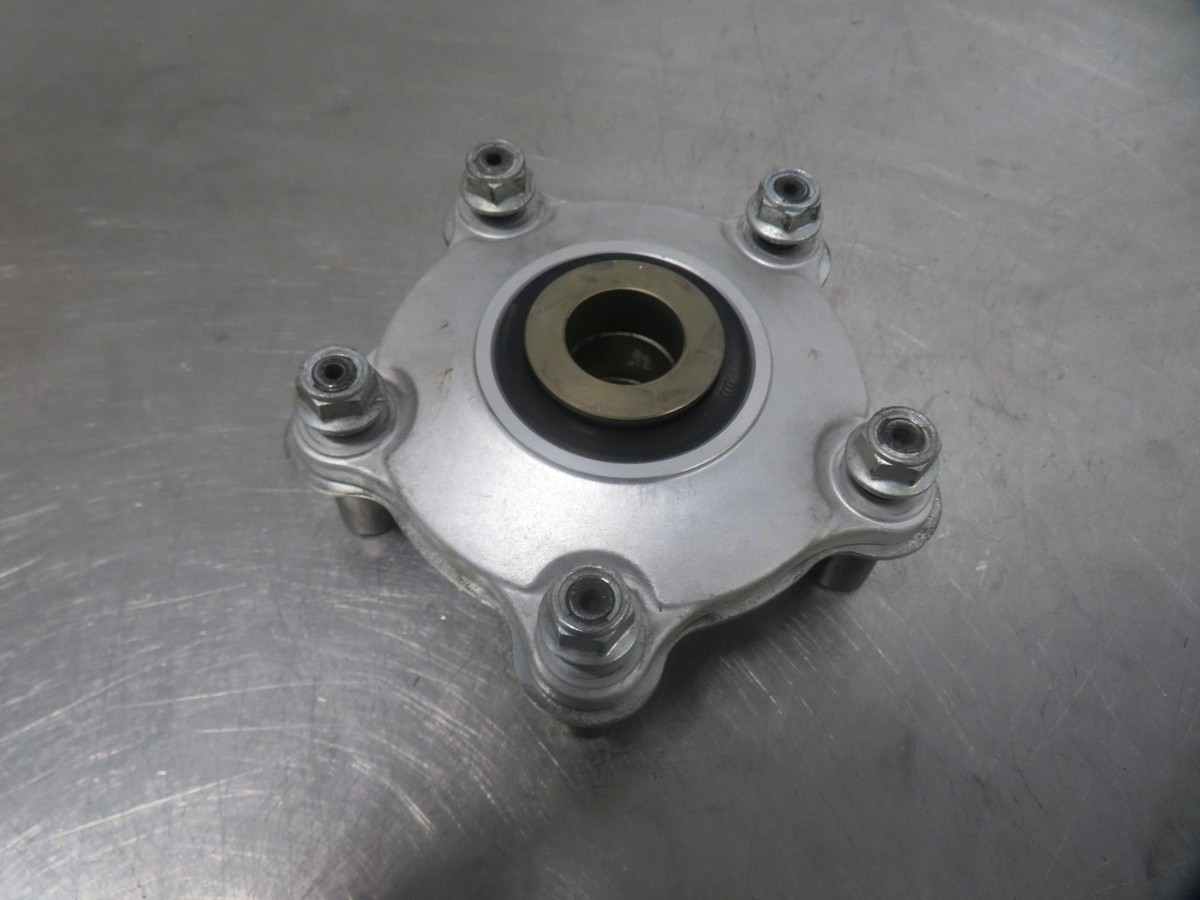 EB1272 2017 17 APRILIA RSV4 RR REAR SPROCKET CROWN HOLDER HUB | eBay