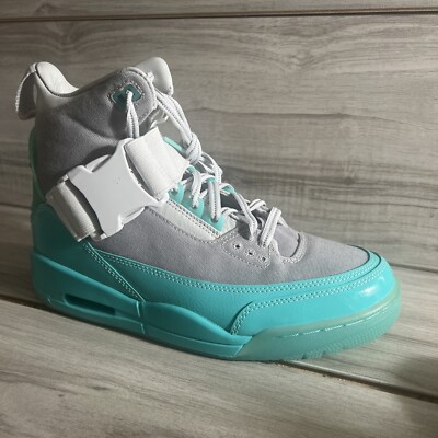 靴 Jordan (women) Women Nike Air Jordan 3 Retro Explorer XX Grey Mint Green BQ8463