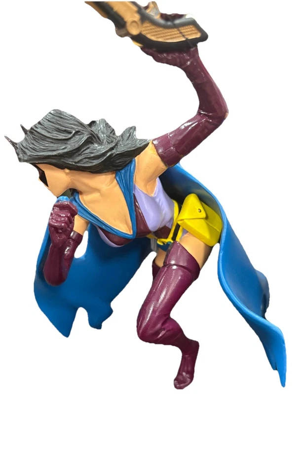 DC Direct Power Girl & Huntress Legacy Statue LE #333/1100 with Box + COA - Image 4 of 4