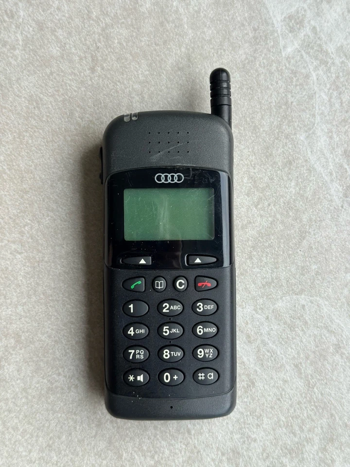 Telefono per auto AUDI A8 D2 4A0035741A - Immagine 2 di 4