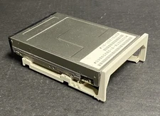 Sun 370-1207 3.5-inch 1.44MB Floppy Drive, SONY MP-F17W, w/mounting bracket SS2