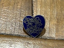 PINS PIN ENAMEL COEUR WALT DISNEY EGF SIGNE