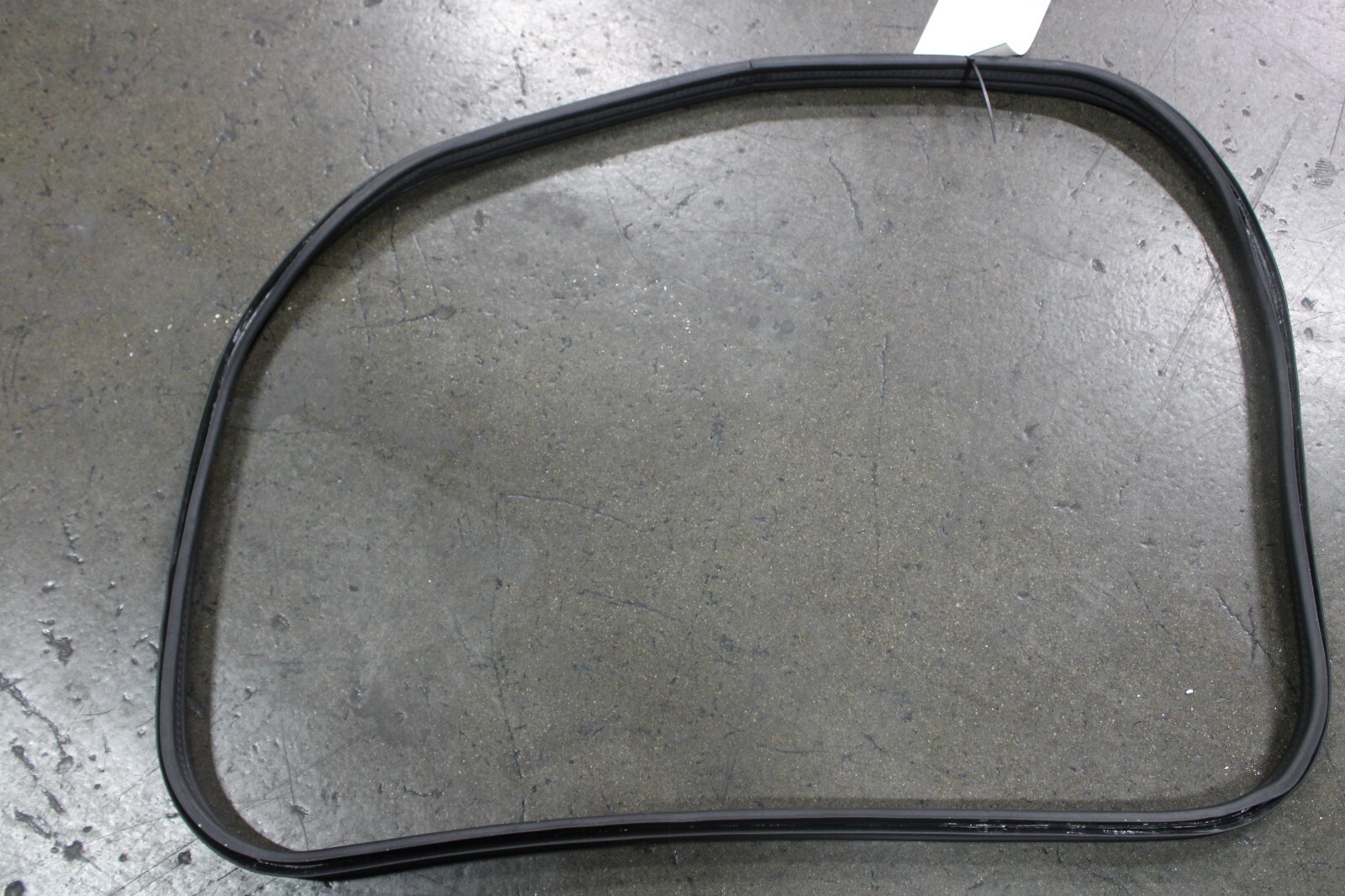 Ferrari 599 GTB, Trunk Gasket, Used, P/N 68579500
