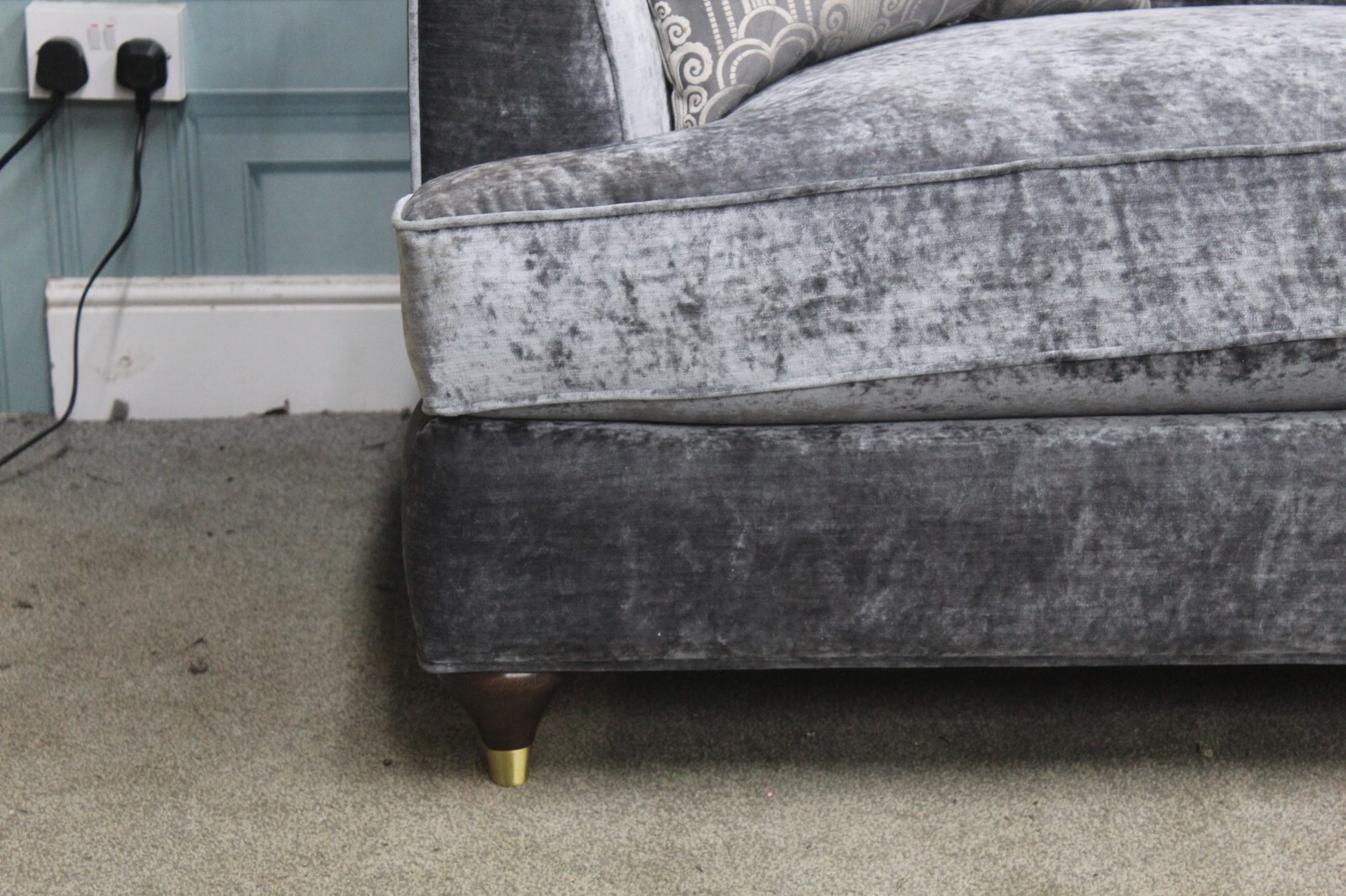 PARKER KNOLL HOXTON LARGE SOFA & ARMCHAIR IN MANCINI CHARCOAL FABRIC