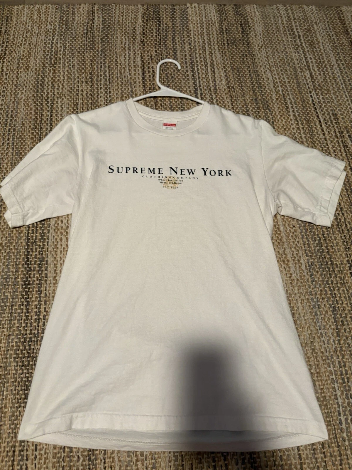 Tee shirt Supreme Tradition « blanc » taille S