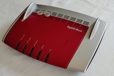 Fritz!Box 7490 gebraucht, technisch und optisch einwandfrei