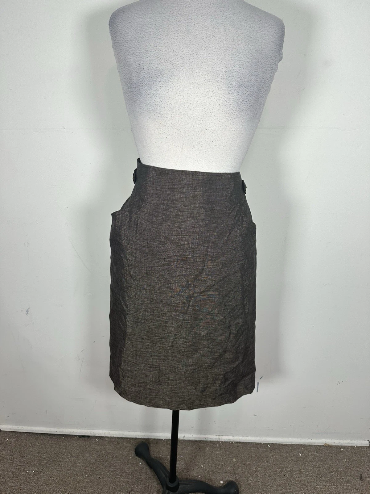 Ellen Tracy Women’s Brown Color Skirt Size 14