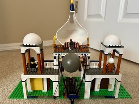 LEGO Adventurers: Orient Expedition Scorpion Palace (7418) Complete w/ Minifigs