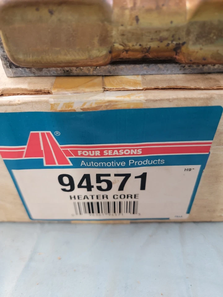 Núcleo de calefacción Four Seasons 94571, 66-70 Ford Fairlane sin aire acondicionado Foto 2 de 4