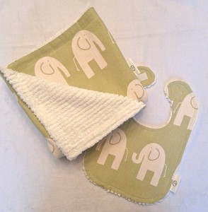 Handmade Boutique Chenille Blanket And Bib Set - Putty - Elephants