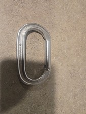Black Diamond Oval Keylock Carabiner
