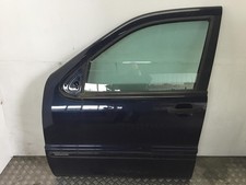 Mercedes Benz ML W163 Bj.2004 T&uuml;r vorne Links 359 Blau