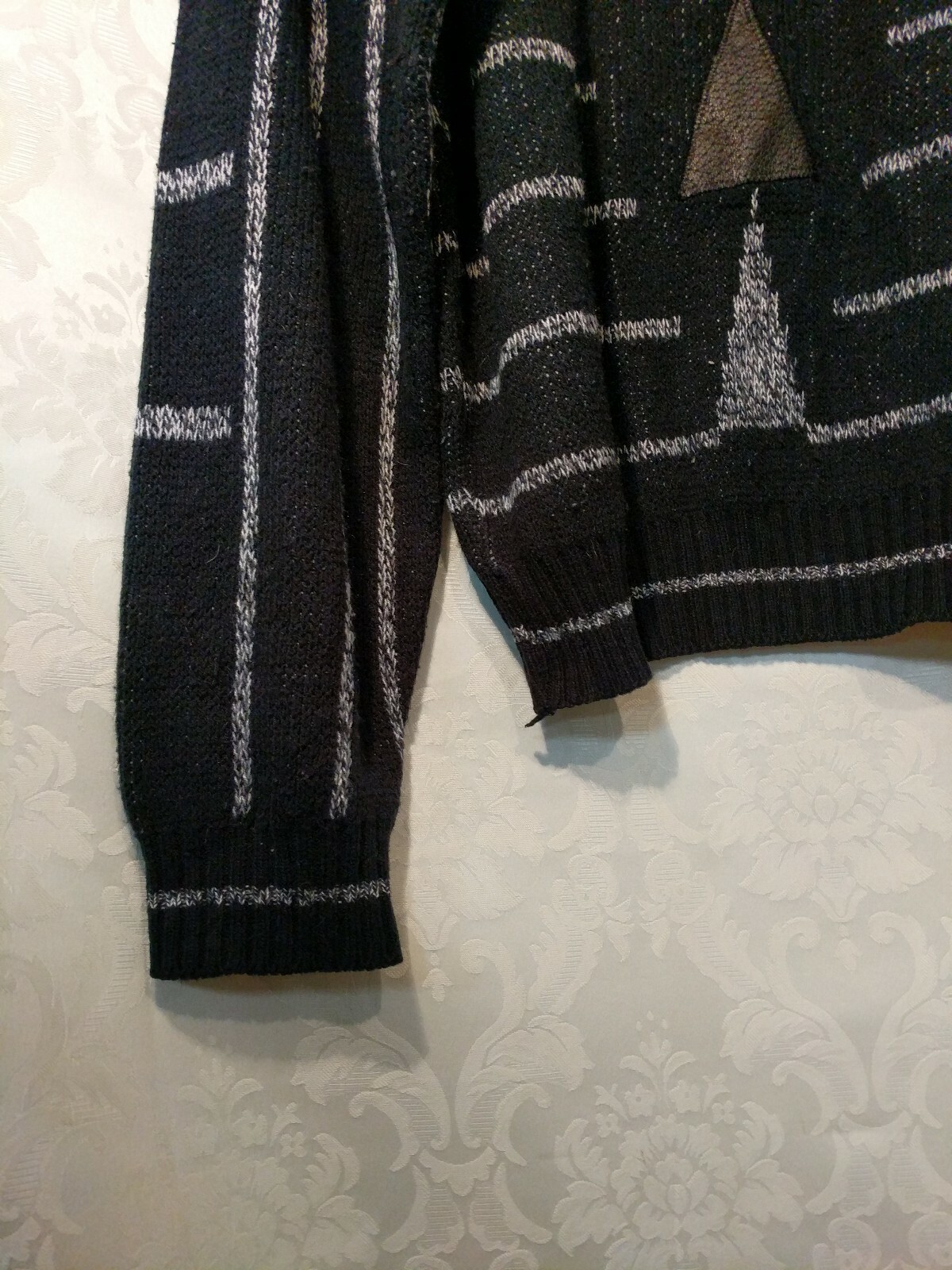 Sasson Mens Sweater Geometric Black Grey y2k Vintage… Gem