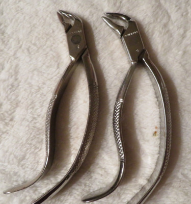 2 Vintage Cleve-Dent Henehan #5 Dental  Instruments Extractors