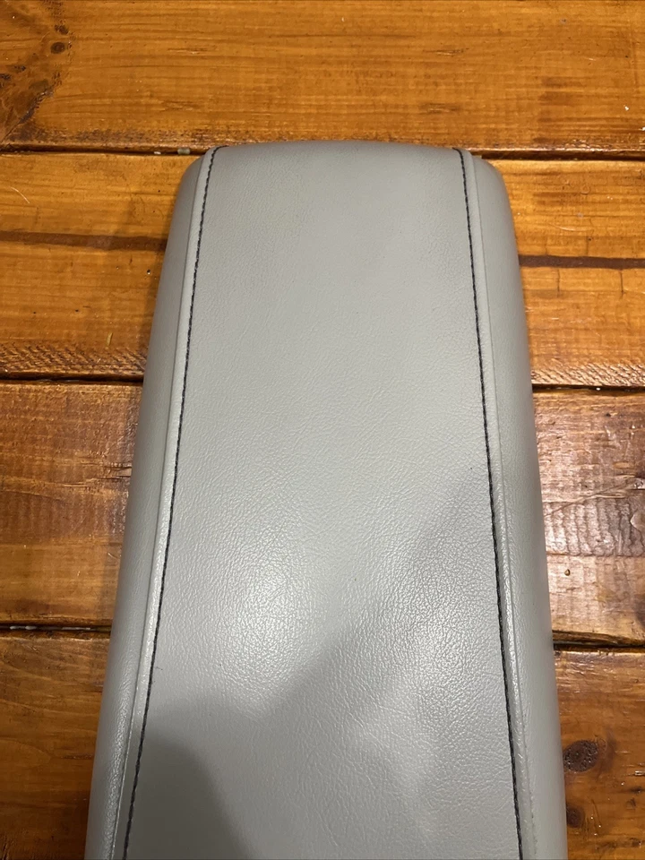 Крышка подлокотника крышка для центральной консоли Ford Edge 2011-2014 годов выпуска серая кожа от оригинального производителя - Изображение 3 из 4