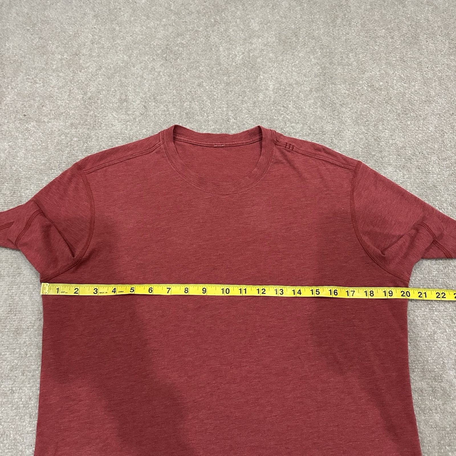 Lululemon Men's Medium Red 5 Year Basic Short Sle… - image 5