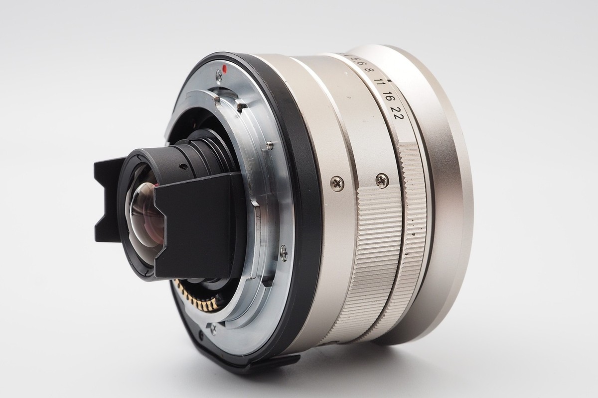 CONTAX Carl Zeiss Biogon 21mm F2.8 T* + GF-21 Viewfinder