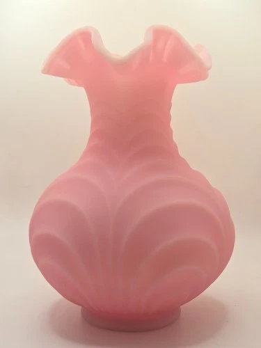 VINTAGE FENTON ROSE PINK SATIN GLASS DRAPERY 8" RUFFLED VASE