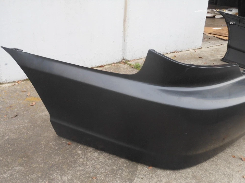 PARAGOLPES TRASERO KIA HYUNDAI (CR4) 86612-1W000 OEM Foto 4 de 4