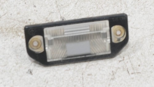 VW Passat 3B Limo Bj 98 Kennzeichen Leuchte Lampe Licht 3B0943021 #108714-F415
