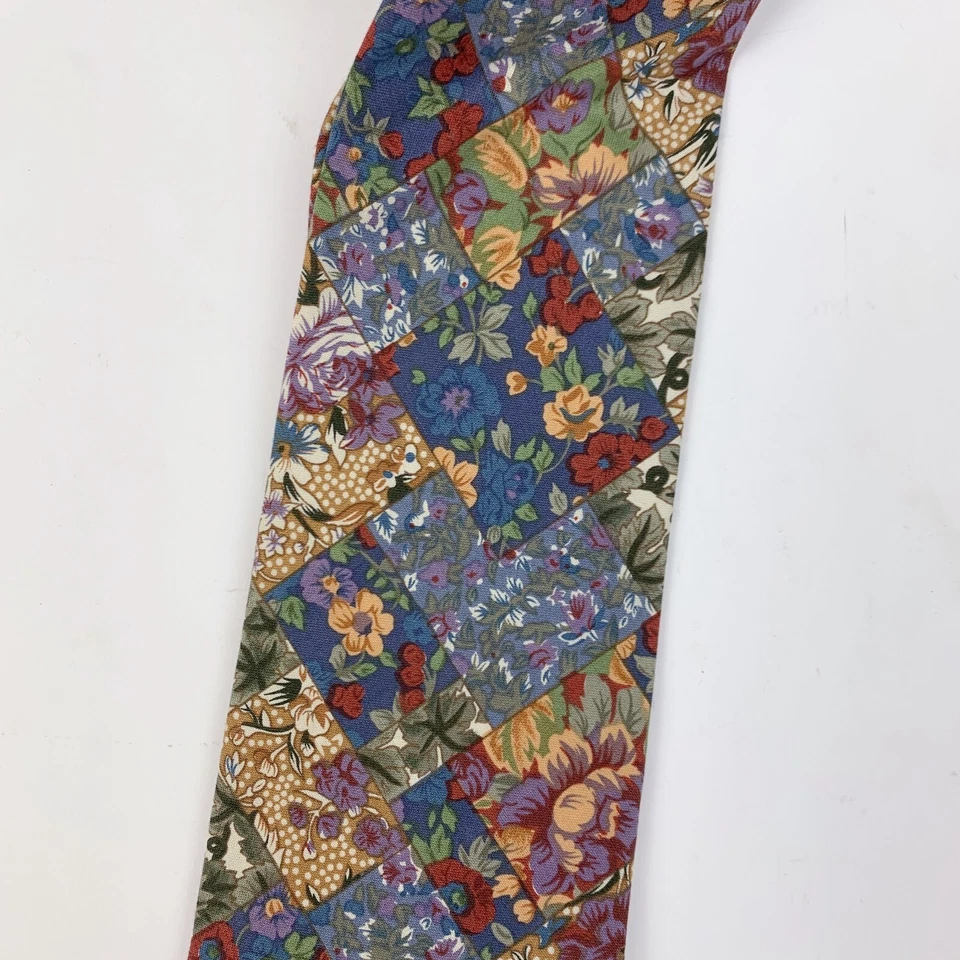 Corbata vintage de algodón floral hecha en EE. UU. 56 x 3,75" American Eagle Outfitters Foto 3 de 4