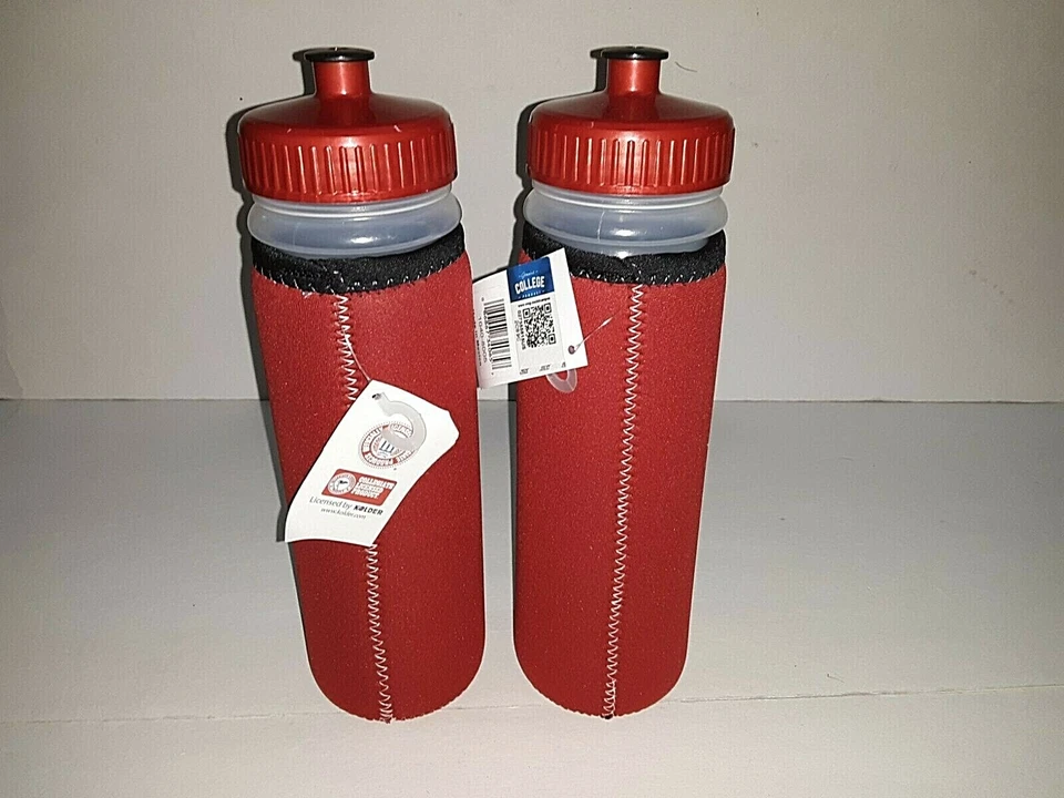 Botella de agua de plástico Georgia Bulldogs 22 oz con cubierta de neopreno (juego de dos) Foto 3 de 4