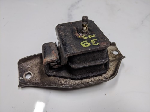 SUBARU LEGACY 2.0 I MK4 LEFT ENGINE MOUNT #39 - Picture 2 of 2