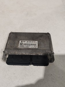 Audi A3 1.6 Benzin 5-Türer 2006 Motorsteuergerät Steuergerät 06A906033EH