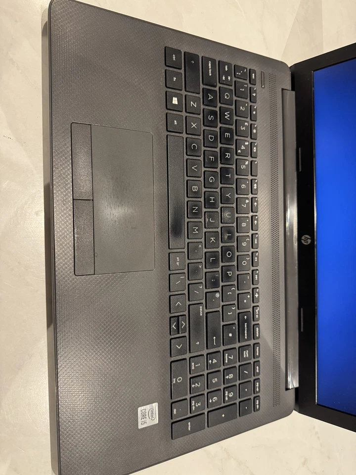 HP 250 G7 Notebook PC 256GB SSD 8GB RAM i5-1035GQ Windows 11 - Image 3 of 4