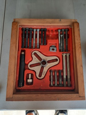 Snap-On CJ-98C Harmonic Balancer Puller Set