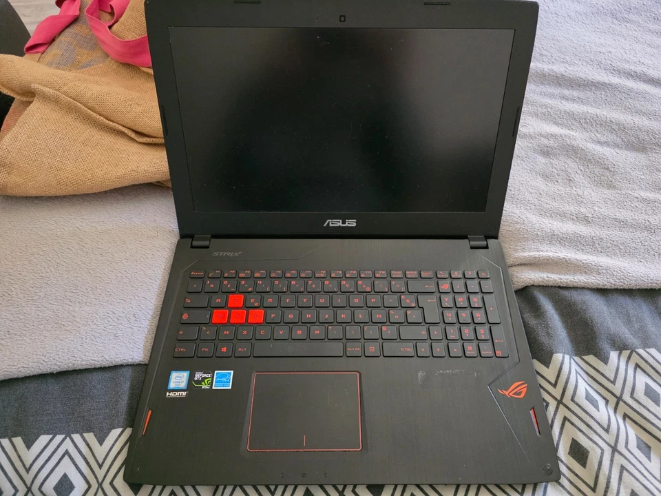 Ordinateur portable gamer Asus Rog Strix G502V - Bios Trashé - Photo 2/4