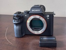 SONY ALPHA A7 II 24.3MP DIGITAL CAMERA BODY ONLY GREAT USED CONDITION