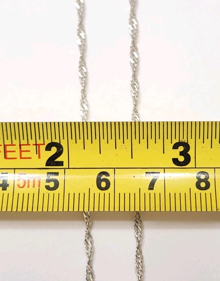 Collar brillante de cadena de eslabones pequeños retorcidos enchapados en oro blanco de 18 quilates real de 18" Foto 4 de 4