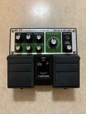 Boss RE-20 Space Echo Guitar Pedal