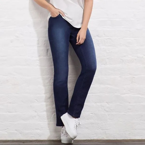 Ladies Plain Slim Fit Jeans at Rs.645/1 in mumbai offer by Leean Patterns