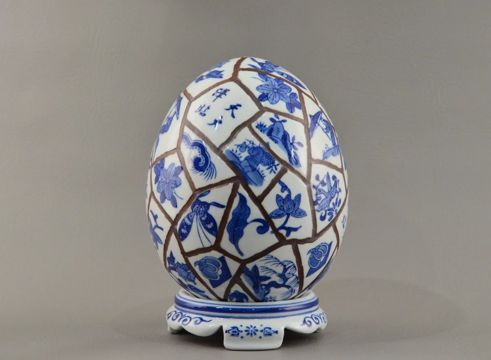 Chinese Original Vintage Signed Porcelain Fengshui Egg Figurine Statue Sculpture - Image 4 of 4