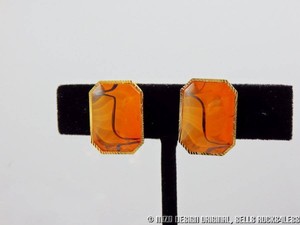 1950-039-s-Translucent-Orange-with-Black-Drizzle-Octagon-Ribbed-Rim-Set-Clip-Earring