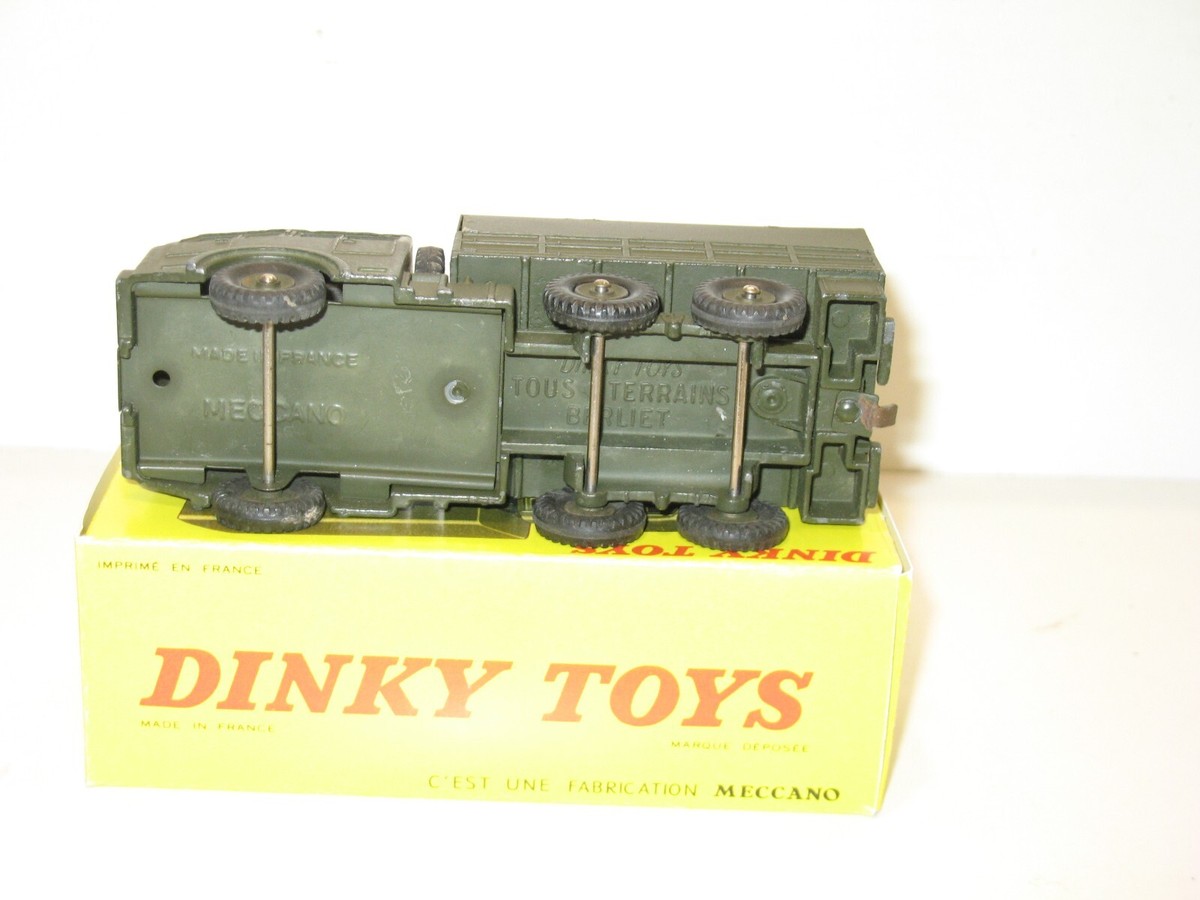 Dinky Toys. Camion militaire porte char, selon photos (Gebraucht) in Saxon für CHF 50 - mit Dinky Toys. Camion militaire porte char, selon photos (Gebraucht) in Saxon für CHF 50 - mit
