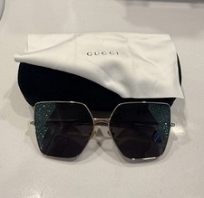 Limited Edition Women s Gucci Sunglasses With Rhinestones