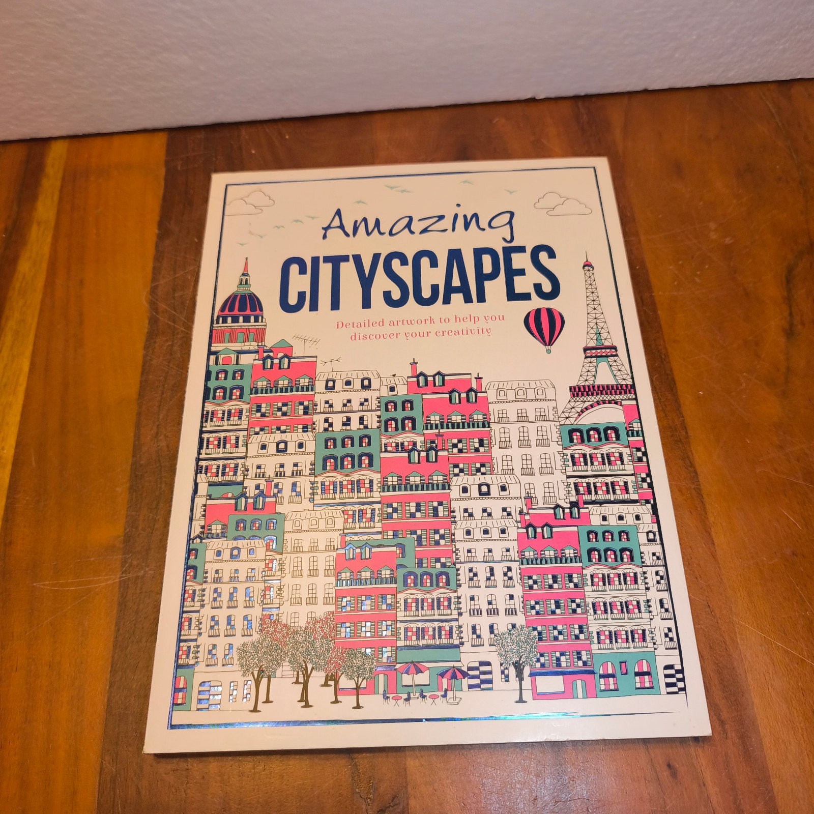 AMAZING CITYSCAPES Adult/Kids Art Colouring Book