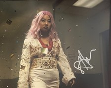 Everything Everywhere All At Once STEPHANIE HSU SIGNED 8x10 PHOTO