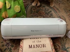 Cricut 2007000 Explore Air 2 Intelligent Cutting Machine - Mint