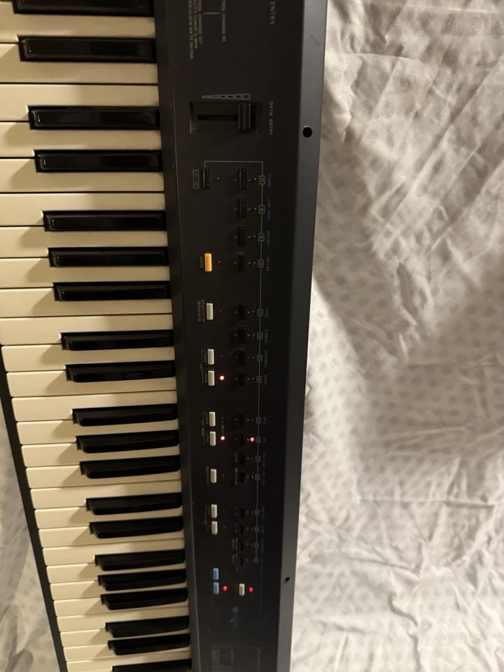 Vintage Roland A-30 MIDI Keyboard Controller - Image 4 of 4