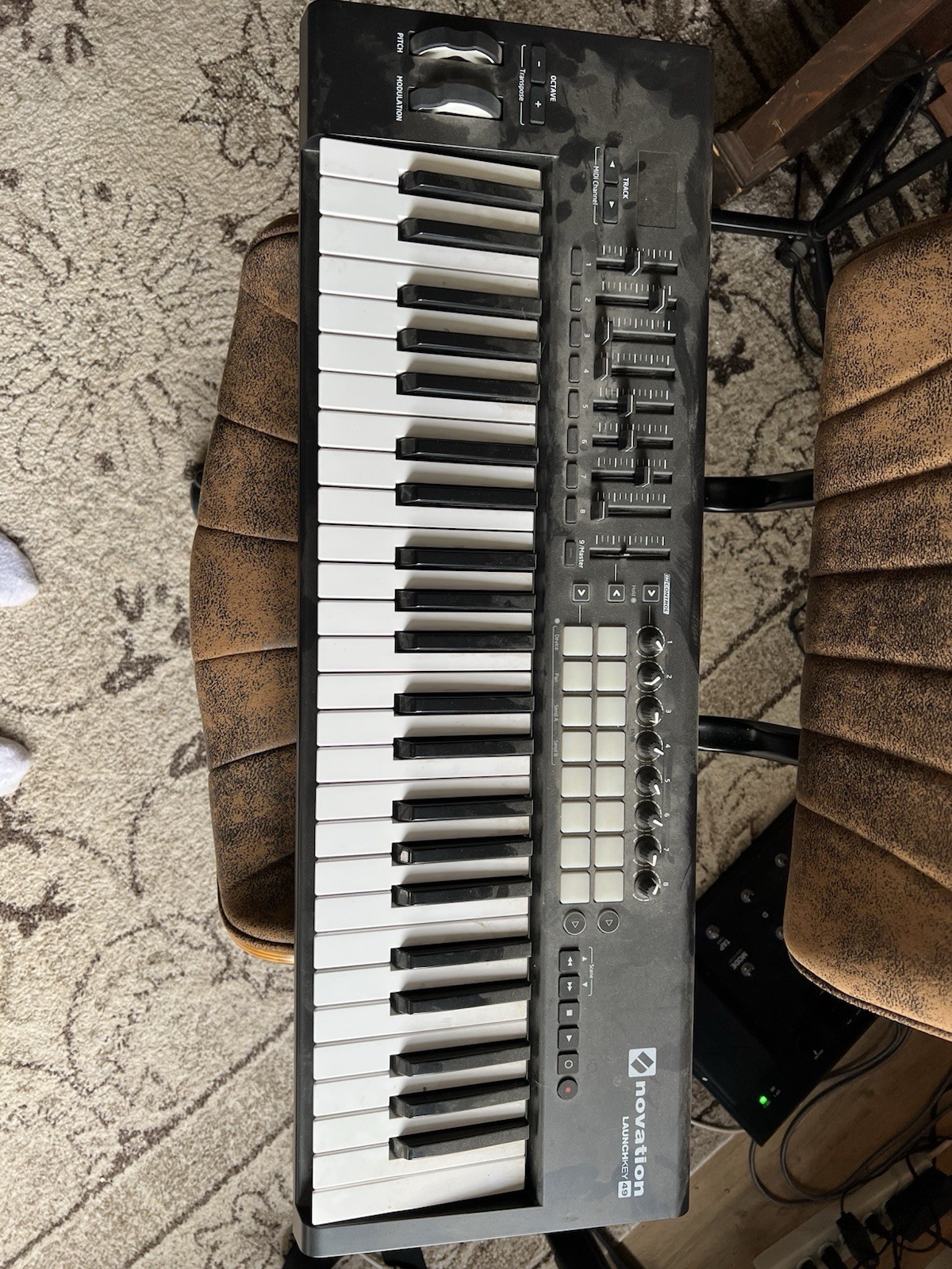 Novation MIDI Controller 49-Key with Pads and Faders