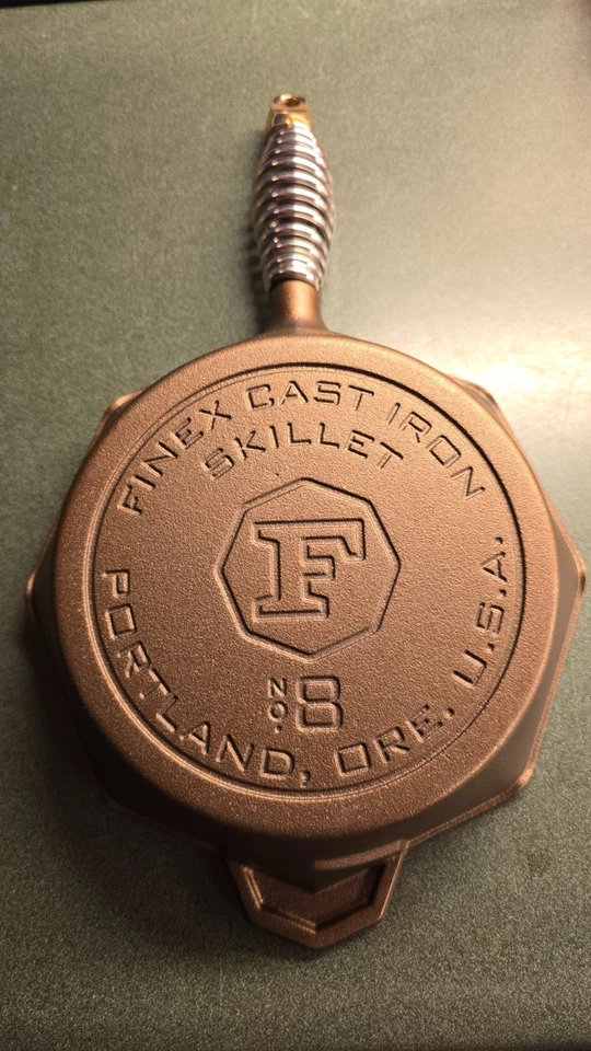 NOVA FINEX 8" #8 Frigideira de Ferro Fundido Pré-Temperada em Bronze Artesanal nos EUA - Imagem 4 de 4